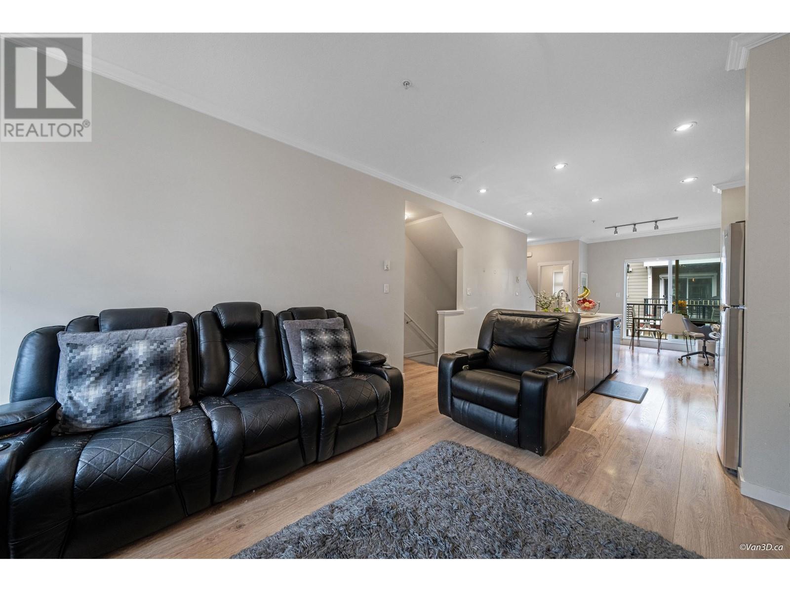 16 1111 Ewen Avenue, New Westminster, British Columbia  V3M 5E6 - Photo 8 - R2852101