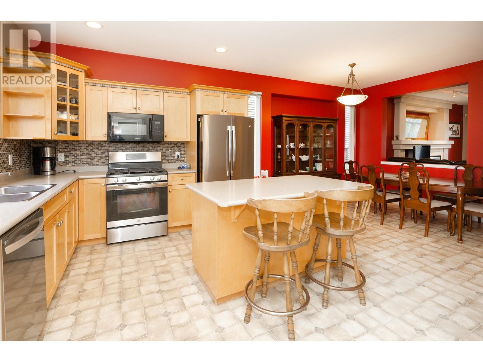 24117 102 Avenue, Maple Ridge, British Columbia  V2W 2A2 - Photo 6 - R2852140