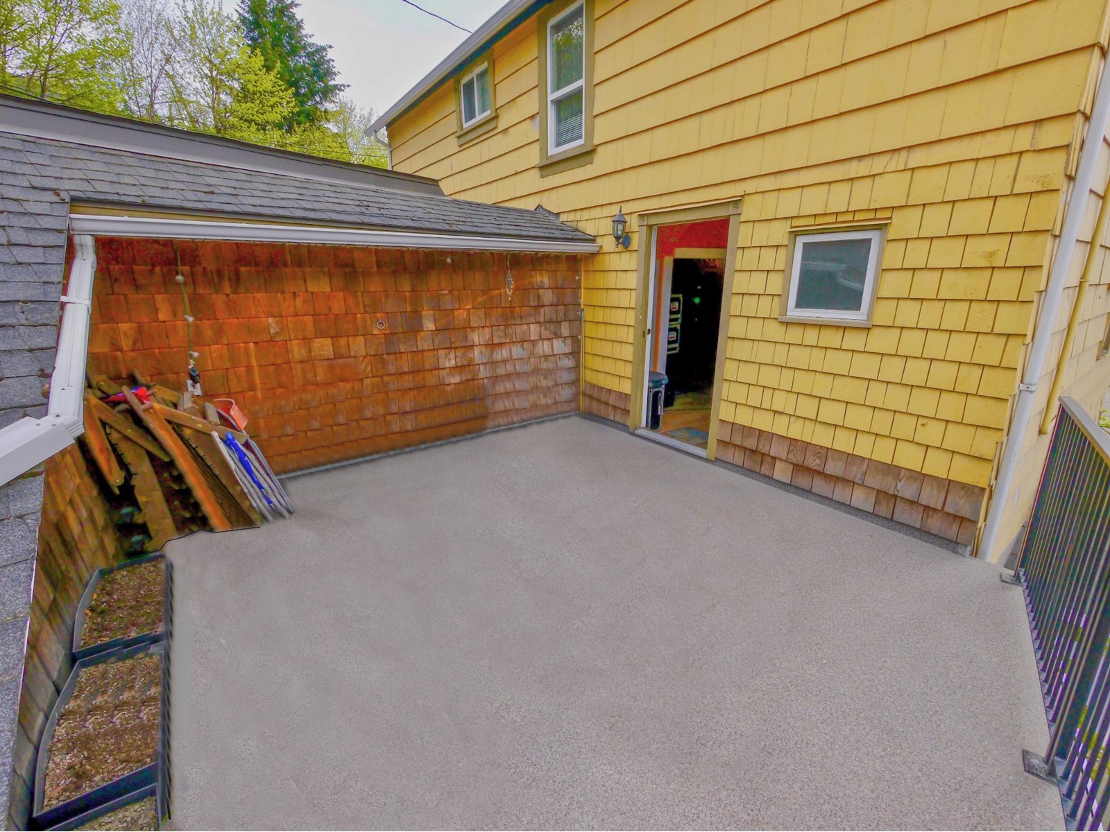 915 Front Street, Nelson, British Columbia  V1L 4C1 - Photo 3 - 2474608