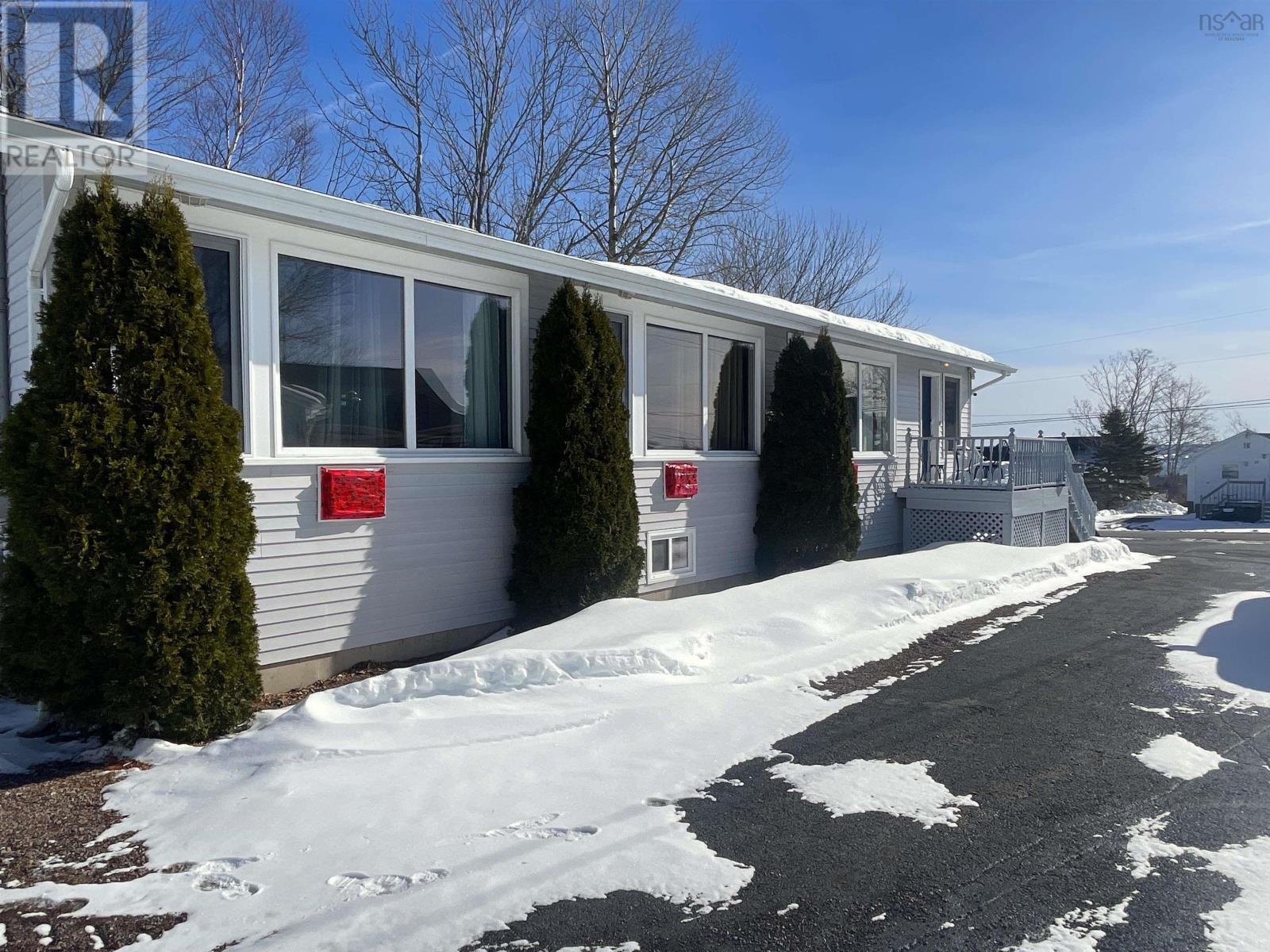 16 High Street, Baddeck, Nova Scotia  B0E 1B0 - Photo 35 - 202403260