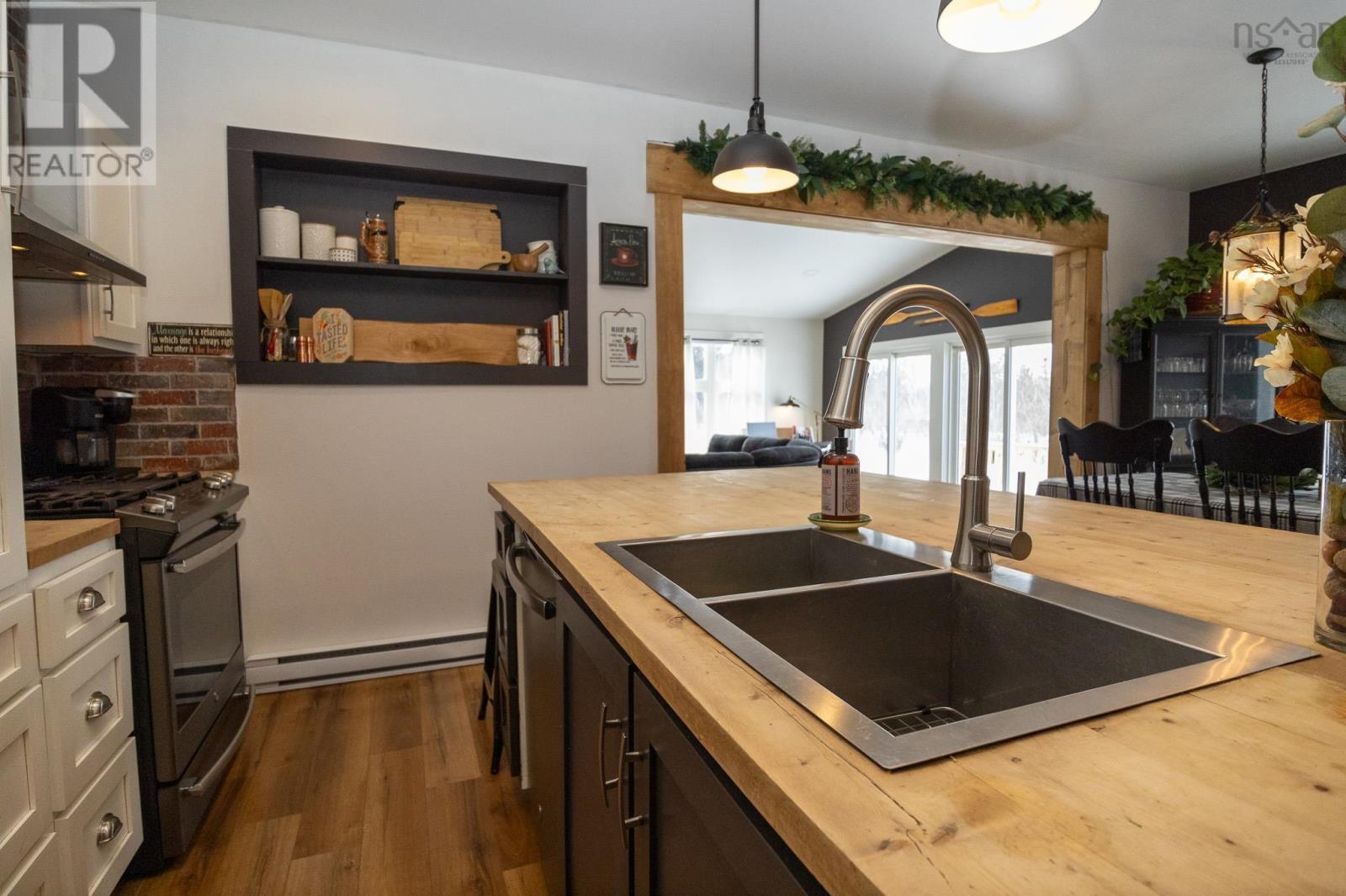 18 Cooks Lane, Victoria Mines, Nova Scotia  B1N 3J6 - Photo 8 - 202403235
