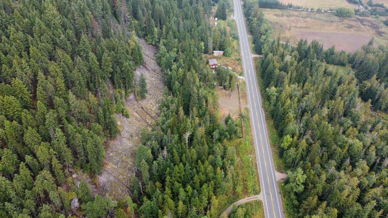 9052 Highway 6, Edgewood, British Columbia  V0G 1J0 - Photo 21 - 2467474