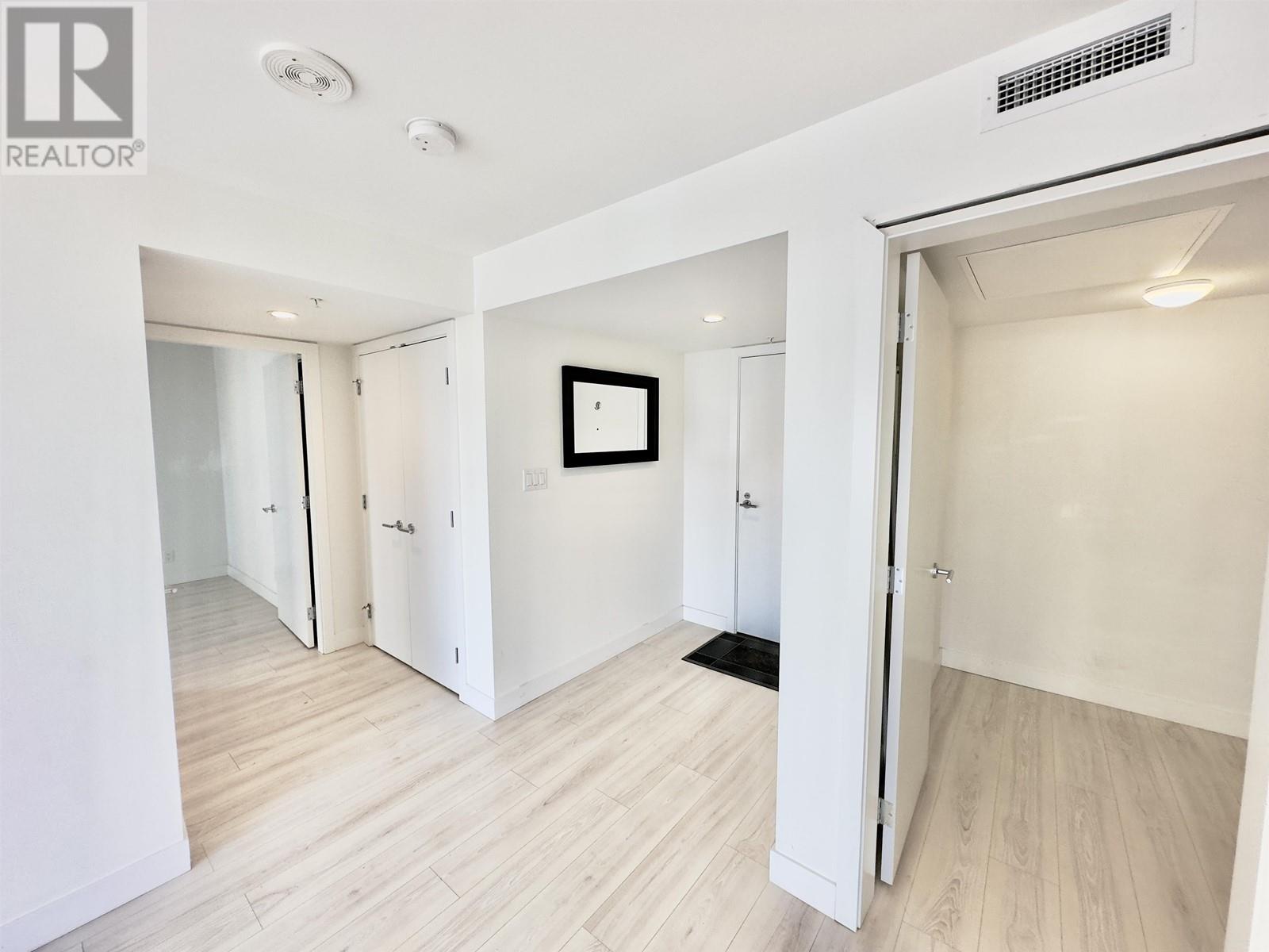 1608 1133 Hornby Street, Vancouver, British Columbia  V6Z 1W1 - Photo 2 - R2852273