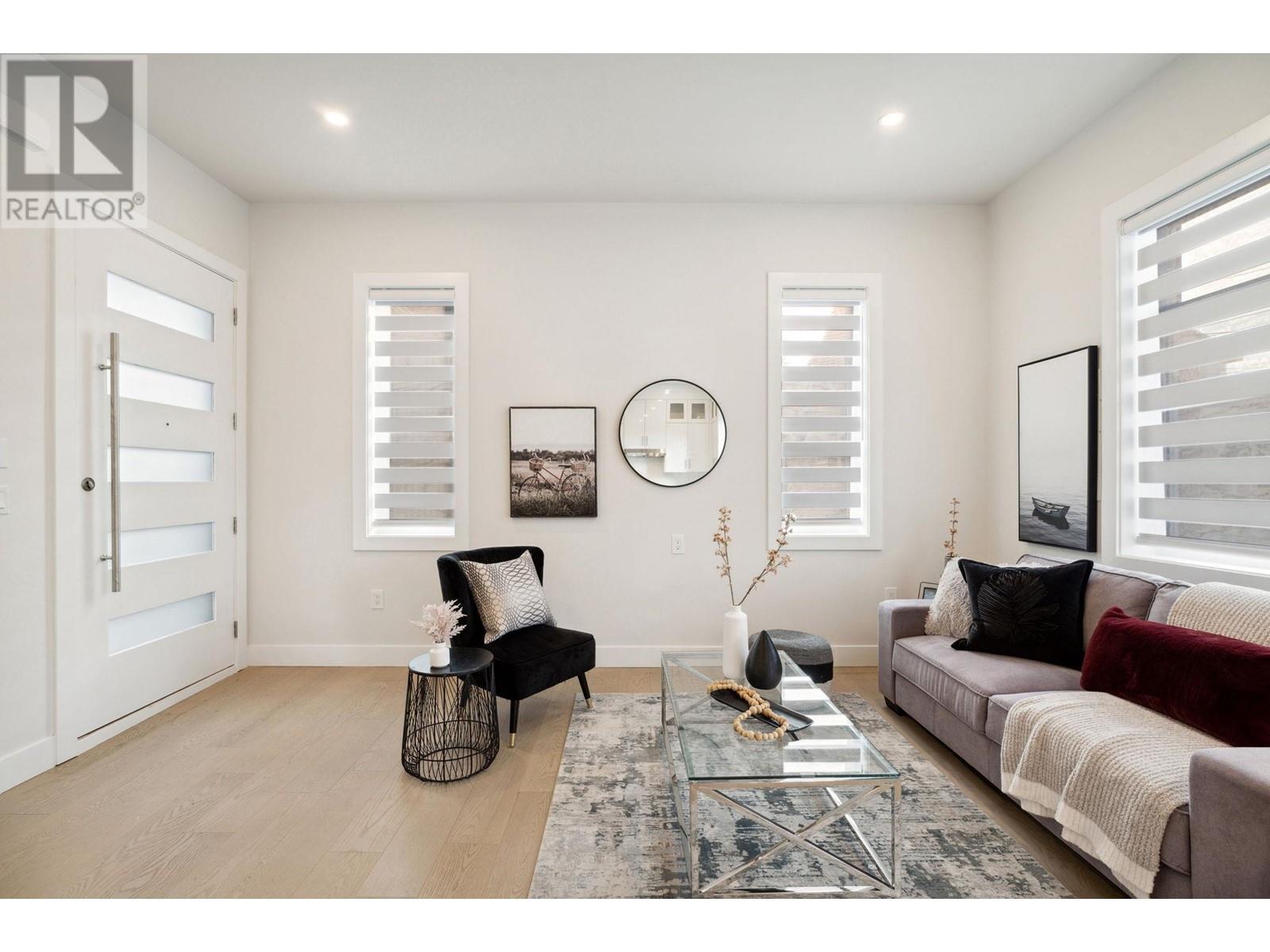 4857 Lanark Street, Vancouver, British Columbia  V5N 3S1 - Photo 5 - R2852323