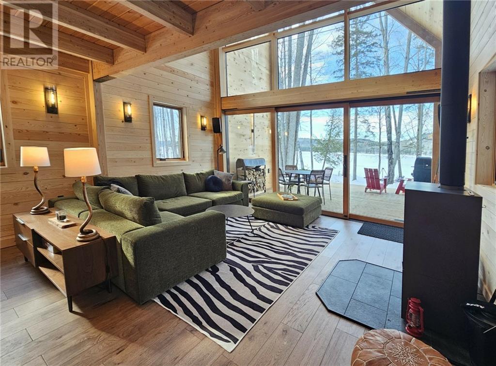 478 LAKEWOODS DRIVE Barry's Bay Ontario » ID 1378335 » Team Realty