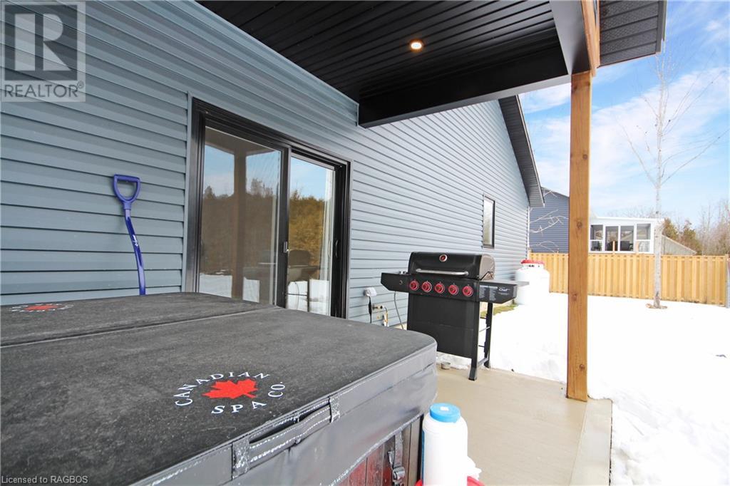 3 Pierce St N, Oliphant, Ontario  N0H 2T0 - Photo 33 - 40544091