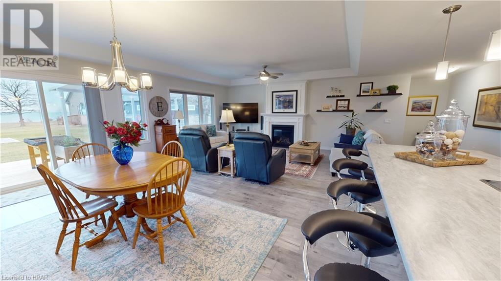 13 Lakebreeze Drive, Ashfield-Colborne-Wawanosh, Ontario  N7A 0C1 - Photo 18 - 40537673