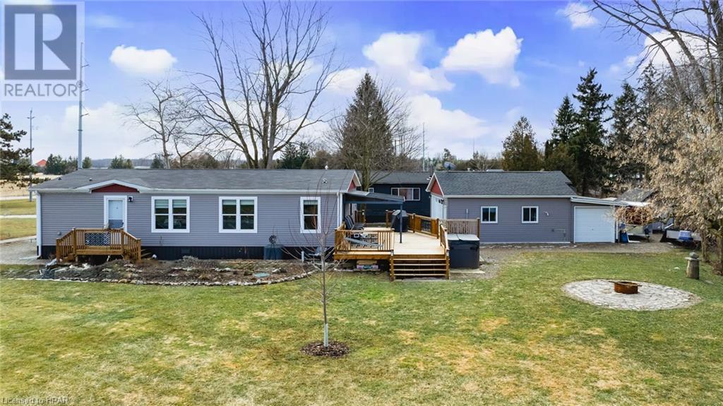 75049 Hensall Rd First Ave Unit 9, Huron East, Ontario N0K 1W0