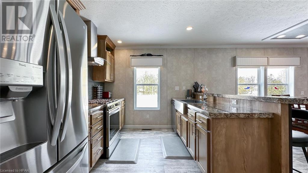 75049 Hensall Rd First Ave Unit 9, Huron East, Ontario N0K 1W0