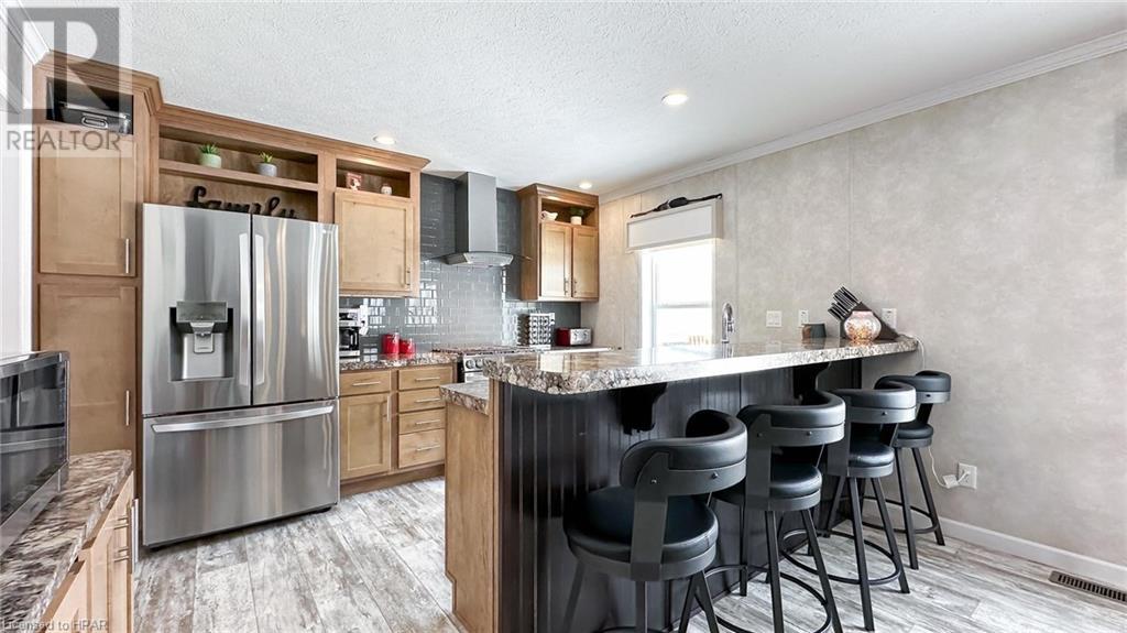 75049 Hensall Rd First Ave Unit 9, Huron East, Ontario N0K 1W0 (26544092) Coldwell Banker