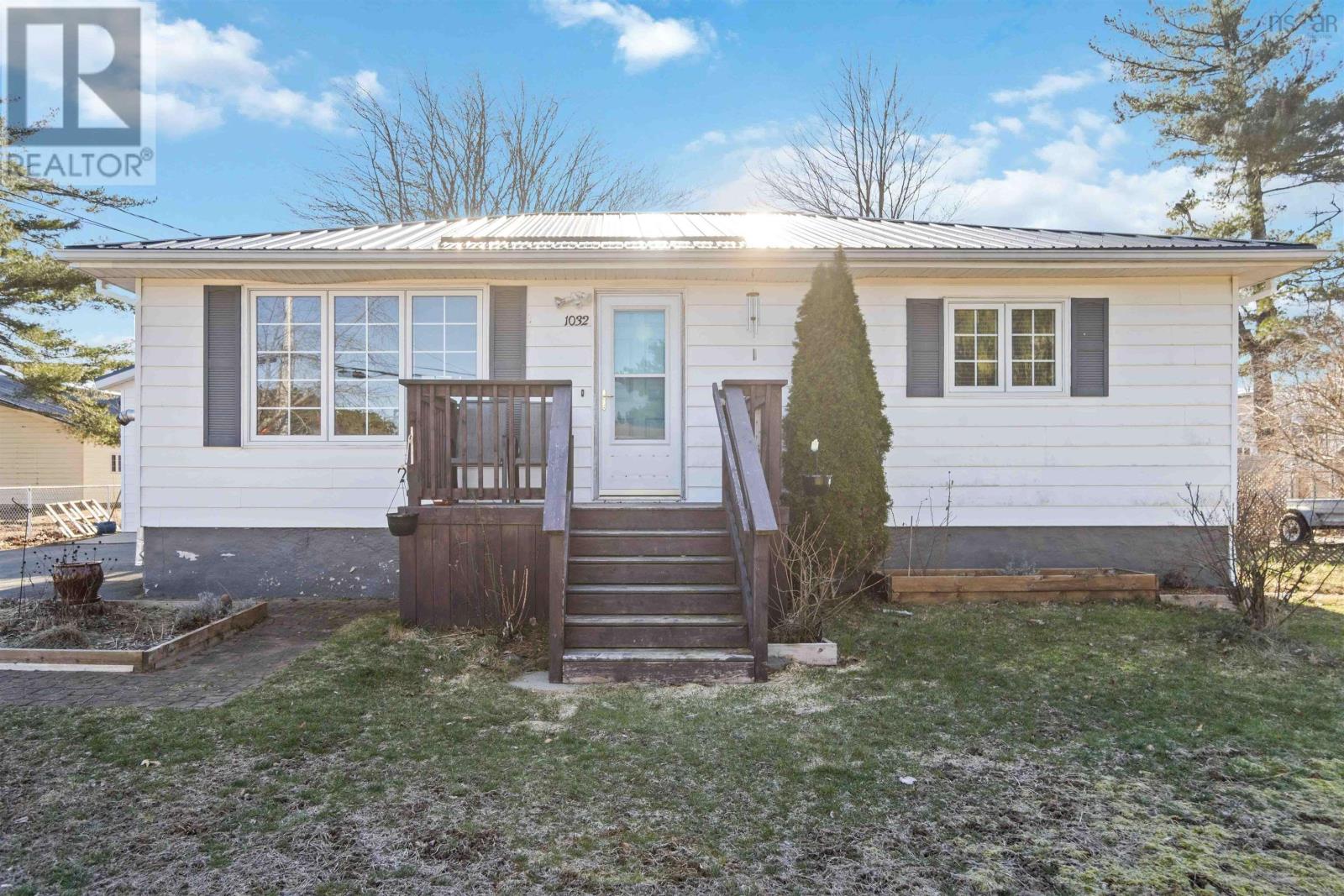 1032 Wade Street, Greenwood, Nova Scotia  B0P 1R0 - Photo 2 - 202403290
