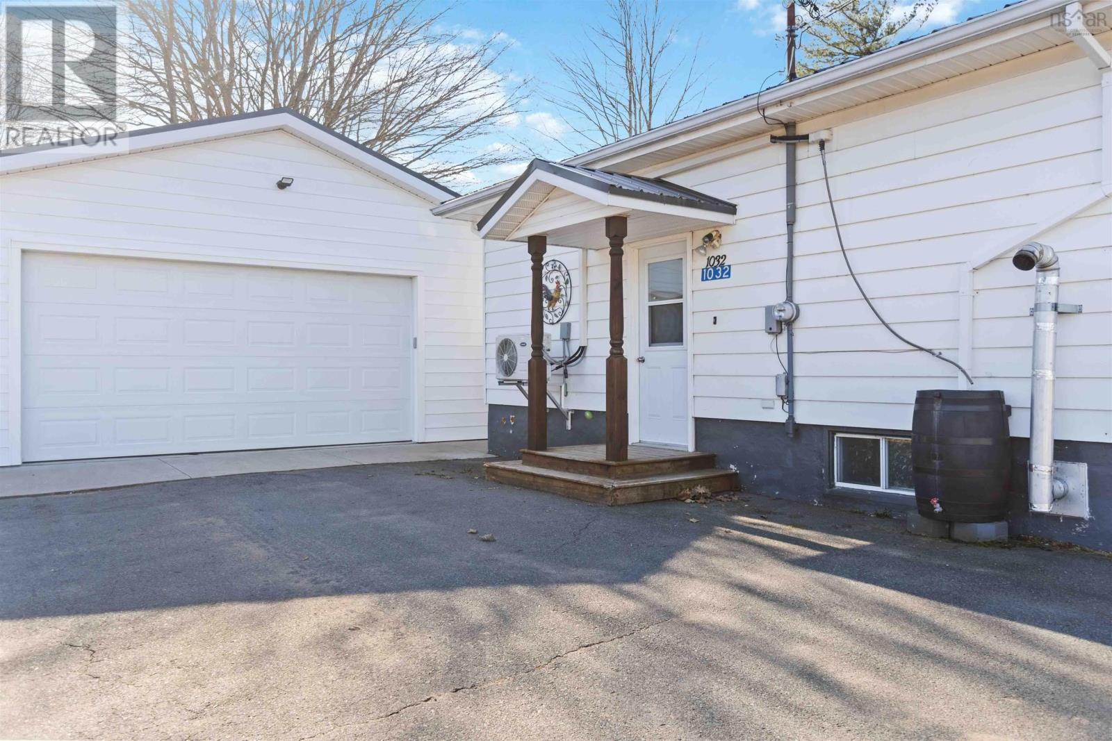 1032 Wade Street, Greenwood, Nova Scotia  B0P 1R0 - Photo 3 - 202403290
