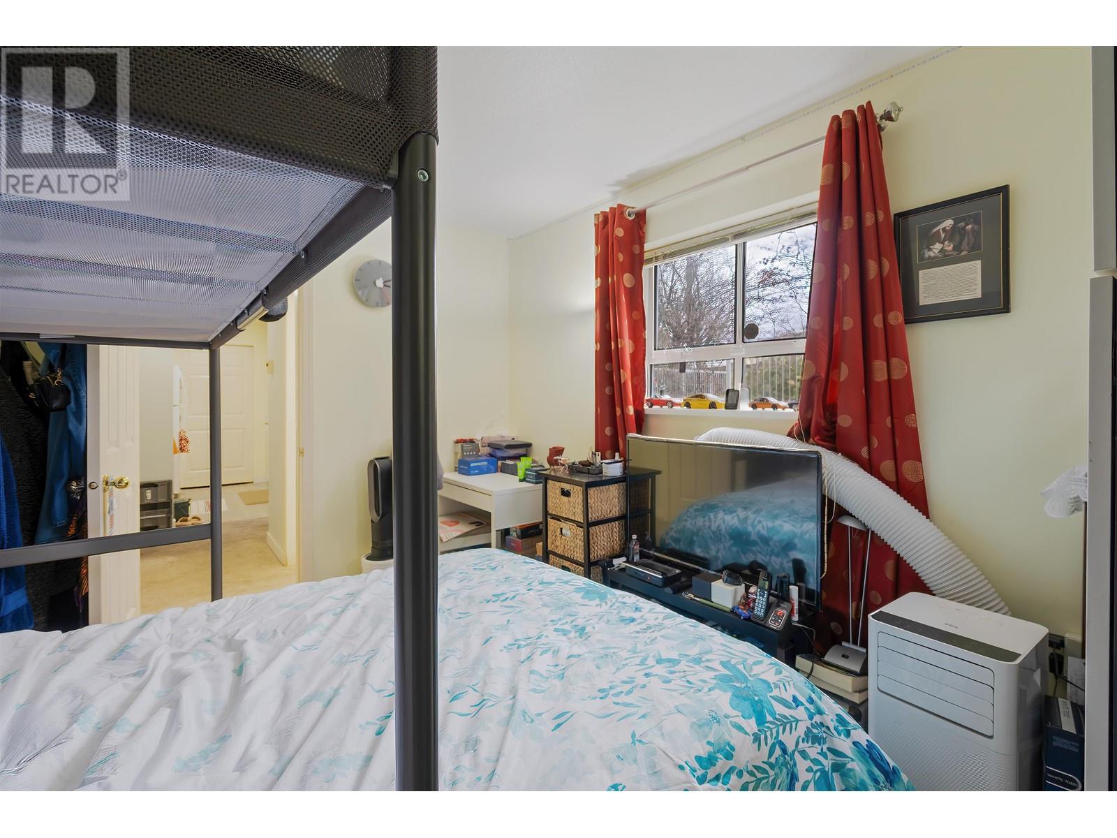 104 5078 Irving Street, Burnaby, British Columbia  V5H 1T7 - Photo 11 - R2852359