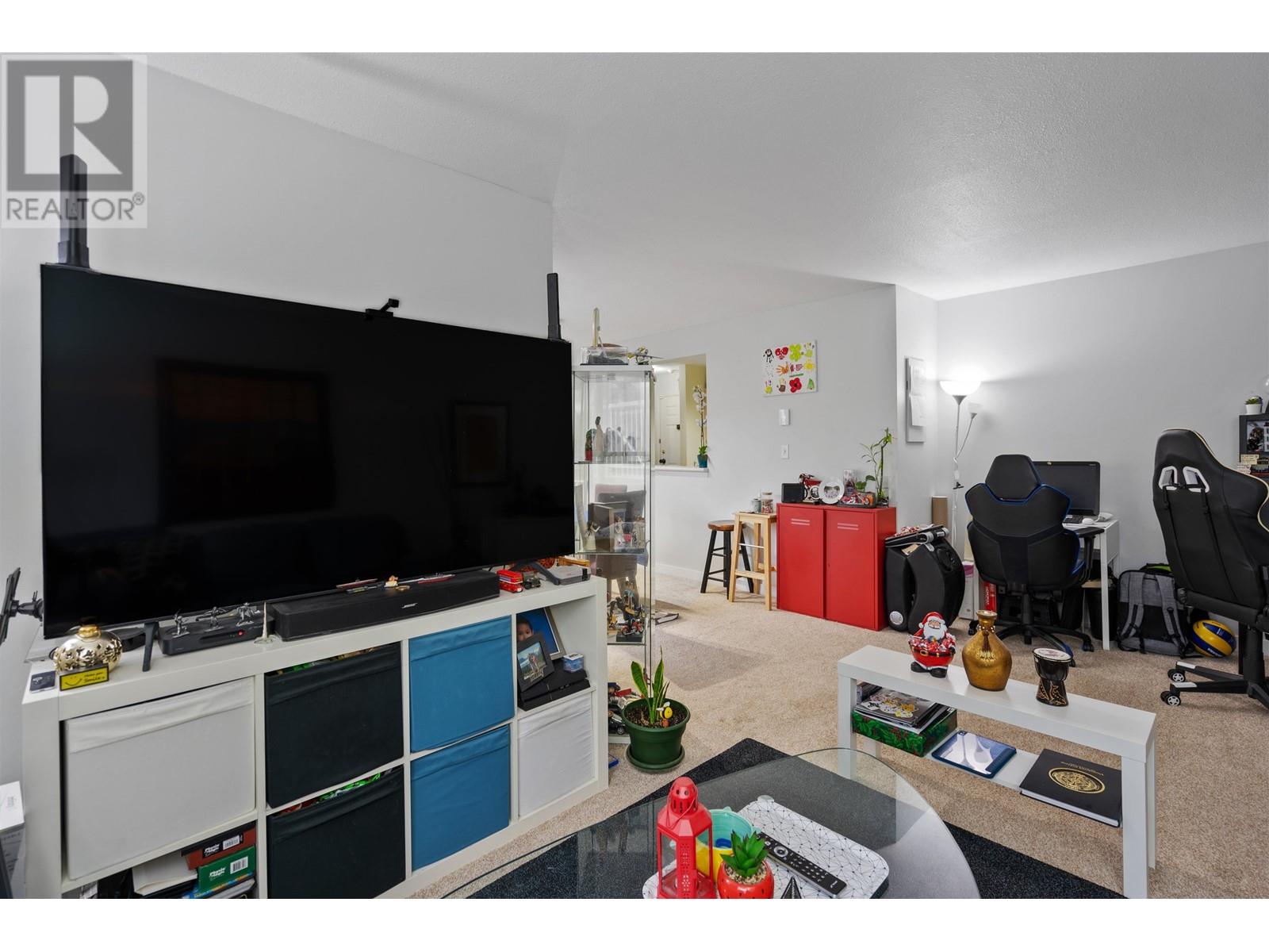 104 5078 Irving Street, Burnaby, British Columbia  V5H 1T7 - Photo 8 - R2852359