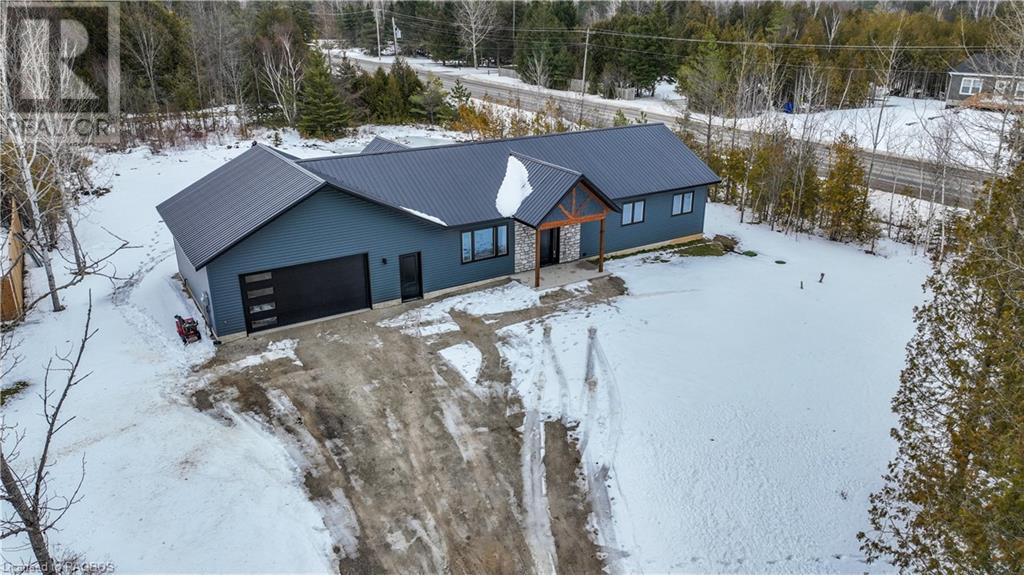 3 Pierce St N, Oliphant, Ontario N0H 2T0 (26543752) Ron Hopper Real
