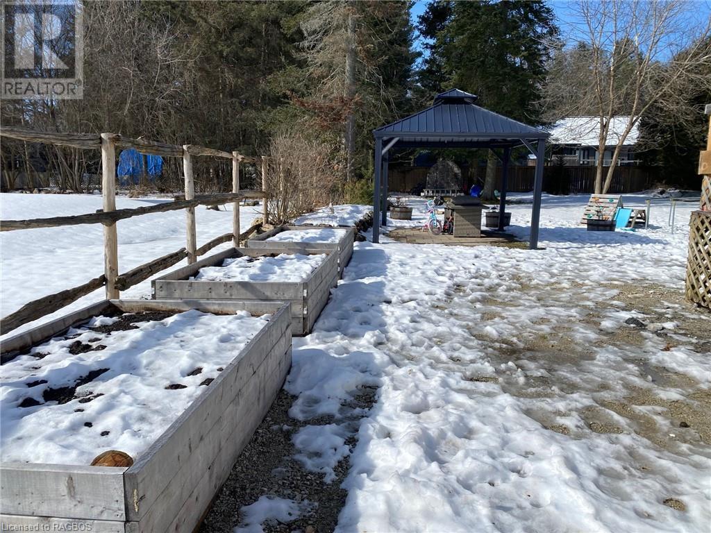 1750 8th Avenue W, Georgian Bluffs, Ontario  N4K 6V5 - Photo 28 - 40540301