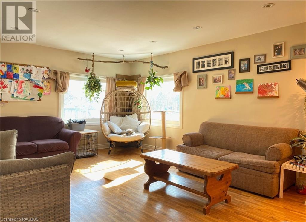 1750 8th Avenue W, Georgian Bluffs, Ontario  N4K 6V5 - Photo 7 - 40540301