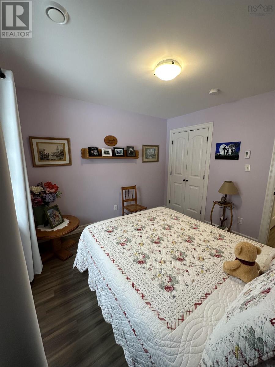 318 Victoria Road, Bridgewater, Nova Scotia  B4V 2P1 - Photo 32 - 202403307