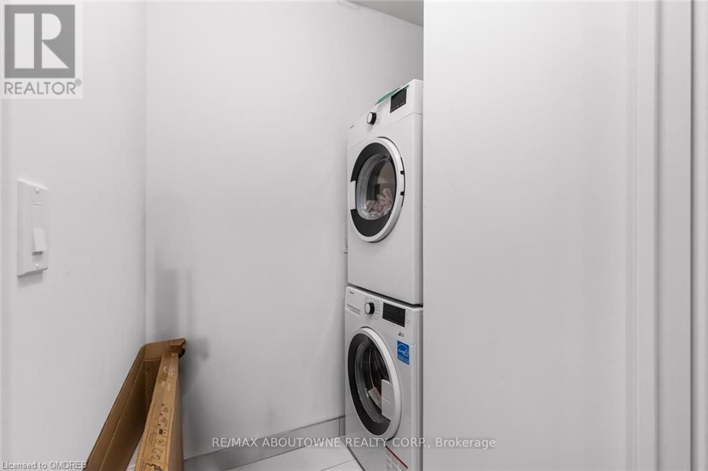 297 Oak Walk Drive Unit# 808, Oakville, Ontario  L6H 3R6 - Photo 16 - 40544798