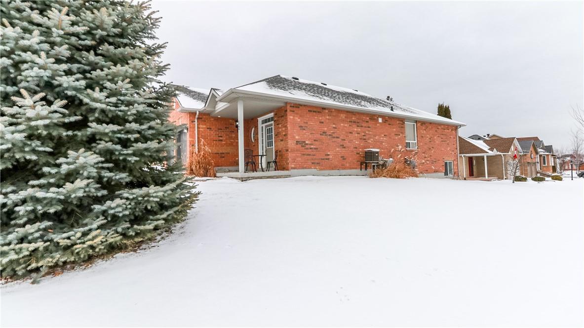 12 Edwards Drive, Barrie, Ontario  L4N 9K4 - Photo 4 - H4186125