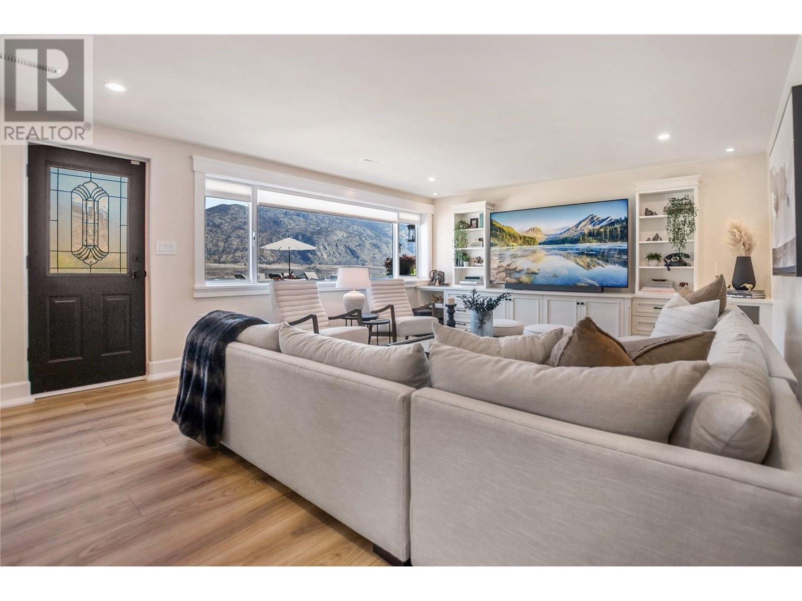 13817 97th Street Osoyoos