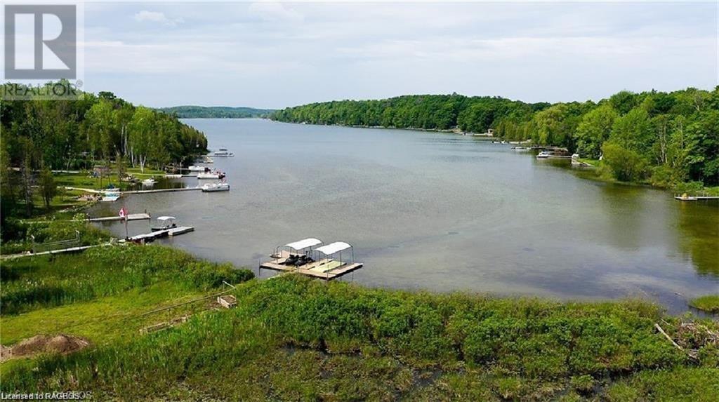 79 Golden Pond Drive, Gould Lake, Ontario N0H 2T0 (26545694) Team Lisk