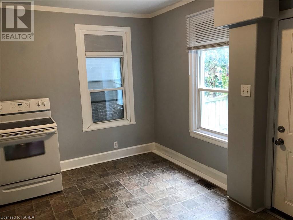 174 Adelphi Street, Napanee, Ontario  K7R 1T7 - Photo 2 - 40544365