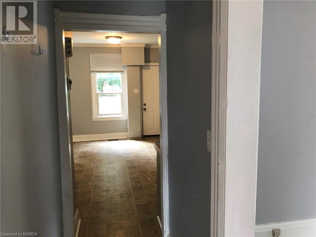 174 Adelphi Street, Napanee, Ontario  K7R 1T7 - Photo 7 - 40544373