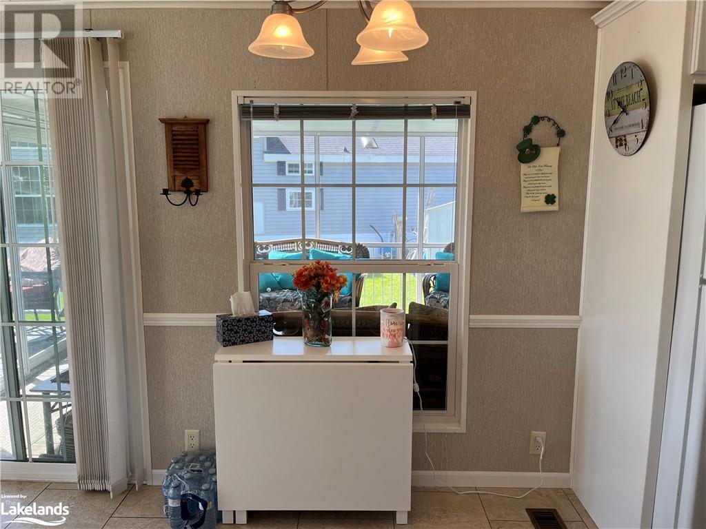 15 Kenora Trail, Wasaga Beach, Ontario  L9Z 1X7 - Photo 25 - 40543534