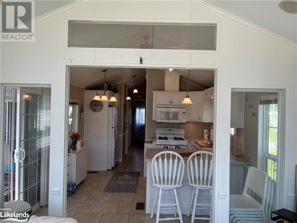 15 Kenora Trail, Wasaga Beach, Ontario  L9Z 1X7 - Photo 27 - 40543534