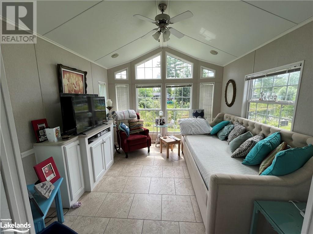 15 Kenora Trail, Wasaga Beach, Ontario  L9Z 1X7 - Photo 28 - 40543534