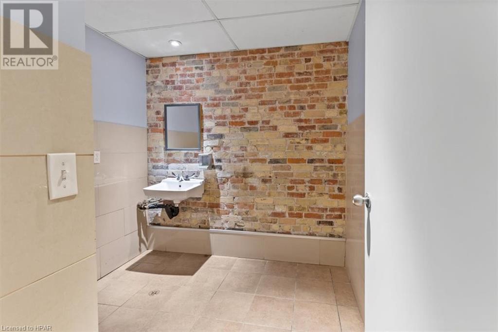 100 Queen St E Street, St. Marys, Ontario  N4X 1A0 - Photo 16 - 40544911