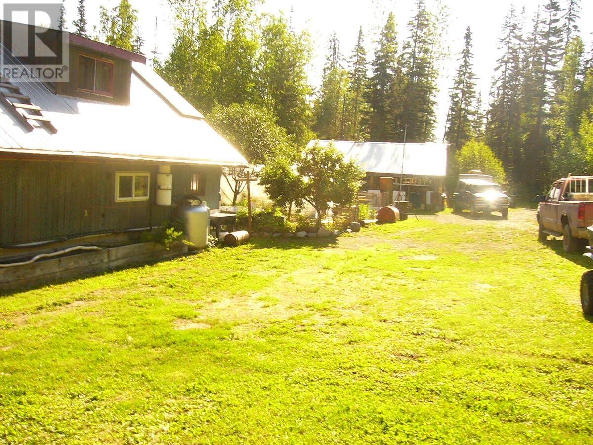 37223 Babine Lake Road, Burns Lake, British Columbia  V0J 1E0 - Photo 6 - R2852502
