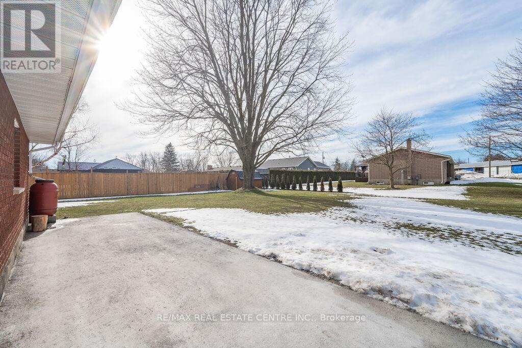 95 Parkview Crescent, North Perth, Ontario  N0G 1B0 - Photo 34 - X8089346