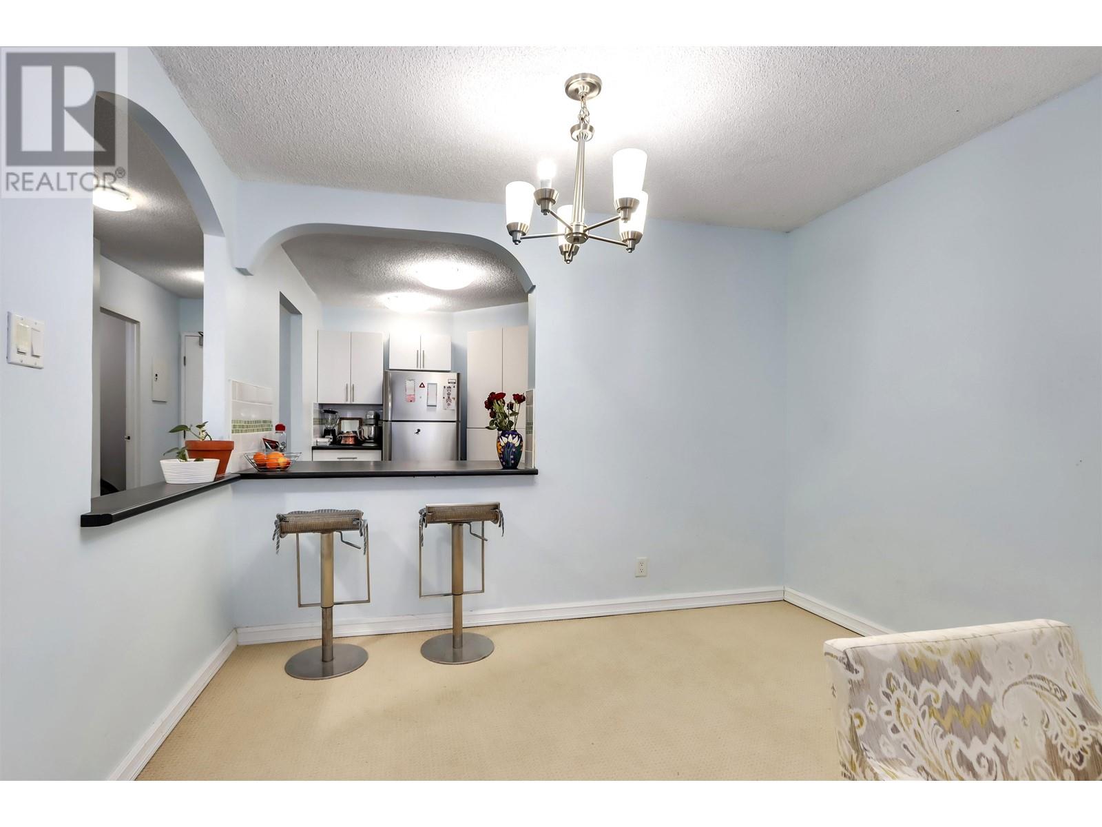 207 2024 Fullerton Avenue, North Vancouver, British Columbia  V7P 3G4 - Photo 11 - R2852494