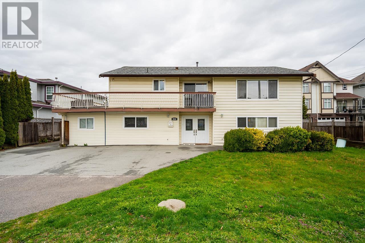 1247 Ewen Avenue, New Westminster, British Columbia  V3M 5E5 - Photo 2 - R2852507