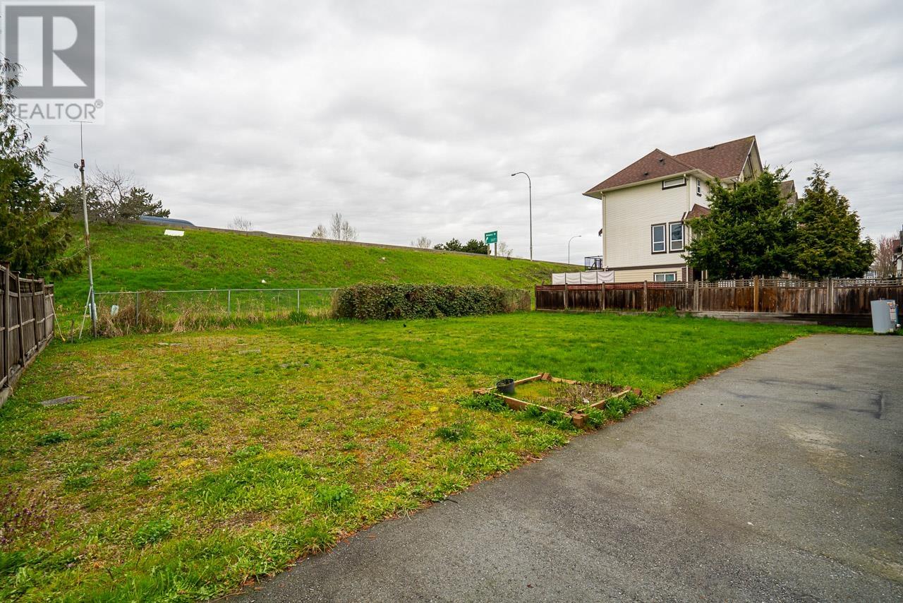 1247 Ewen Avenue, New Westminster, British Columbia  V3M 5E5 - Photo 31 - R2852507