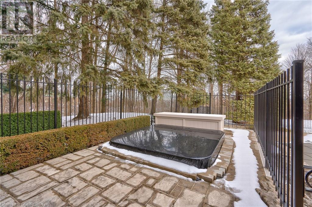 1767 Heather Hills Drive, Burlington, Ontario  L7P 2Z1 - Photo 43 - 40540476