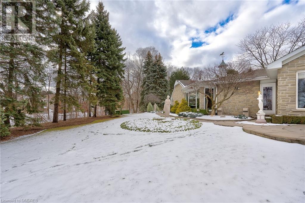 1767 Heather Hills Drive, Burlington, Ontario  L7P 2Z1 - Photo 46 - 40540476