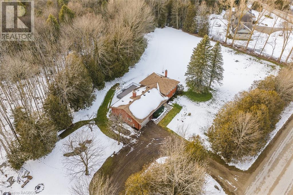 252 Forler Street, Neustadt, Ontario N0G 2M0 (26547588) Team Lisk