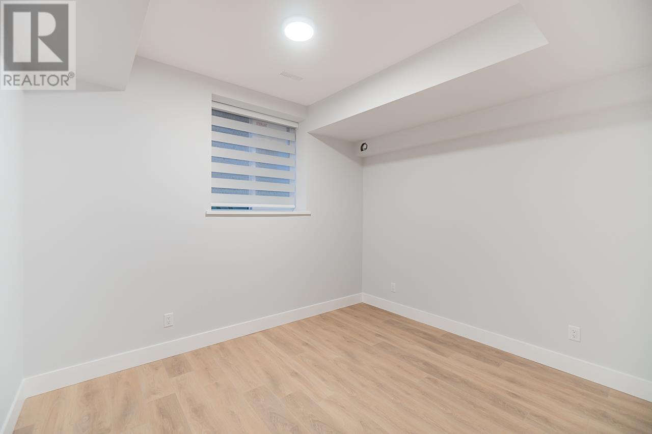 765 Macintosh Street, Coquitlam, British Columbia  V3J 4Z1 - Photo 33 - R2852463