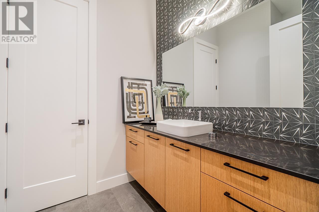 765 Macintosh Street, Coquitlam, British Columbia  V3J 4Z1 - Photo 12 - R2852463