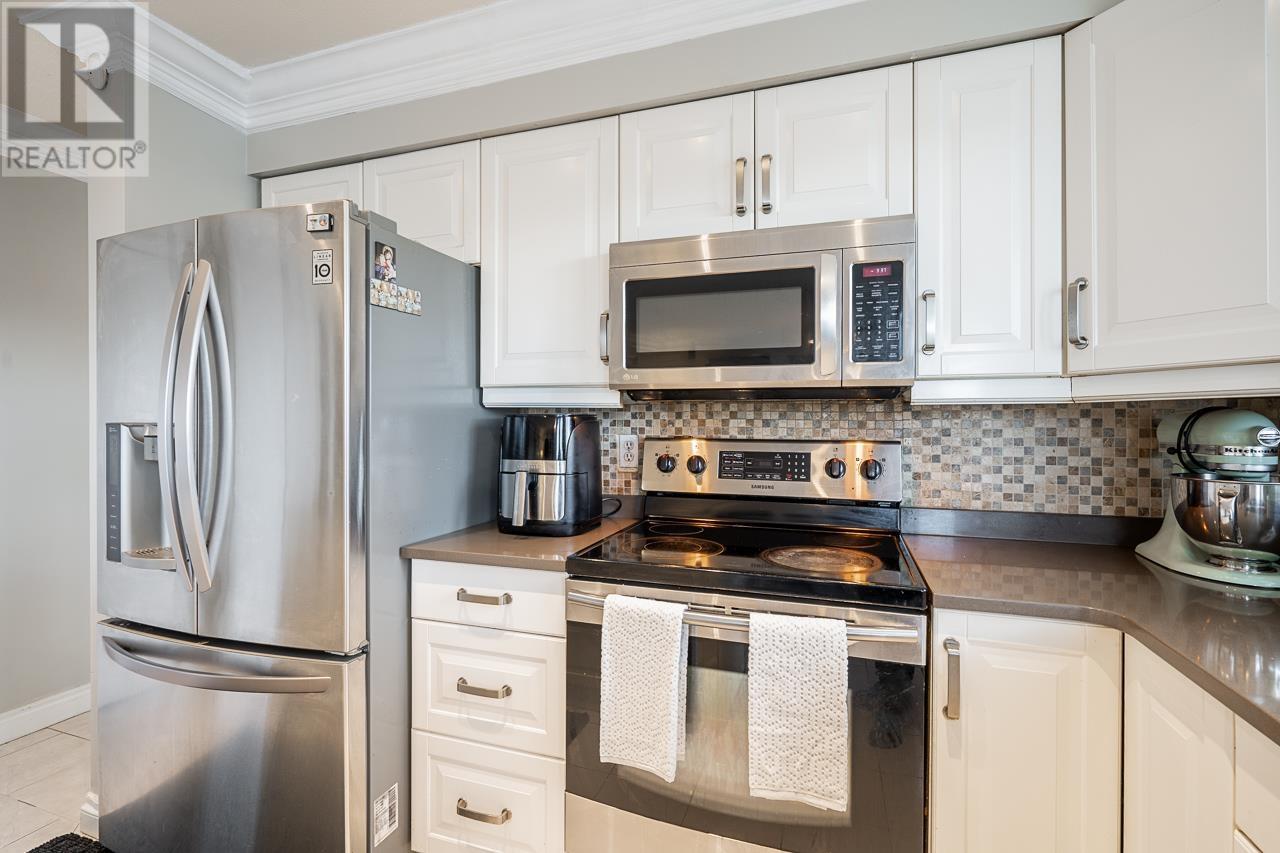 200 San Juan Place, Coquitlam, British Columbia  V3K 6Y8 - Photo 11 - R2852603