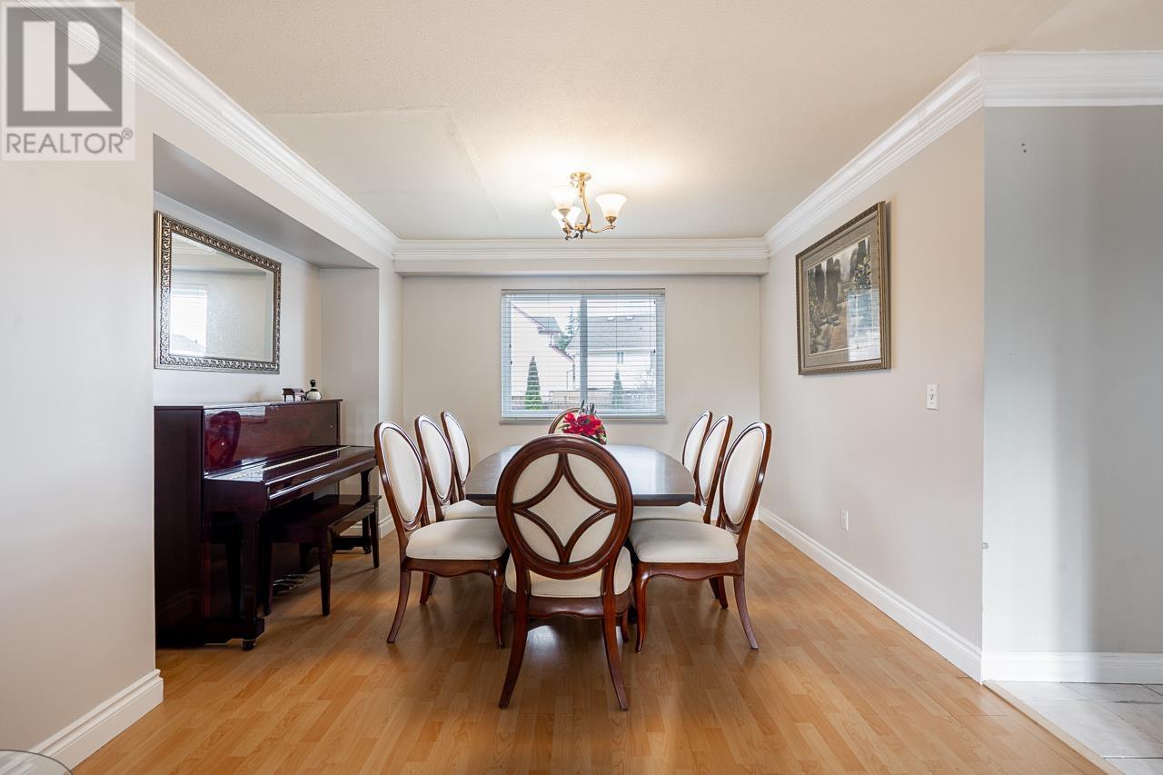 200 San Juan Place, Coquitlam, British Columbia  V3K 6Y8 - Photo 6 - R2852603