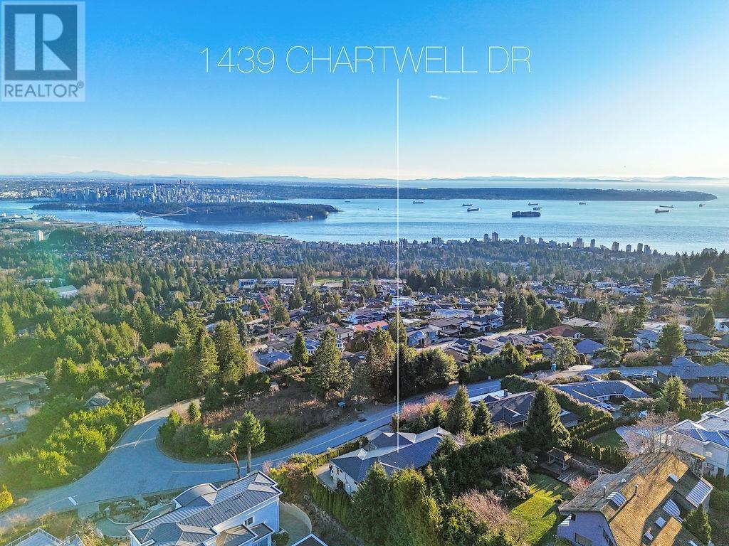 1439 Chartwell Drive, West Vancouver, British Columbia  V7S 2R9 - Photo 2 - R2852073