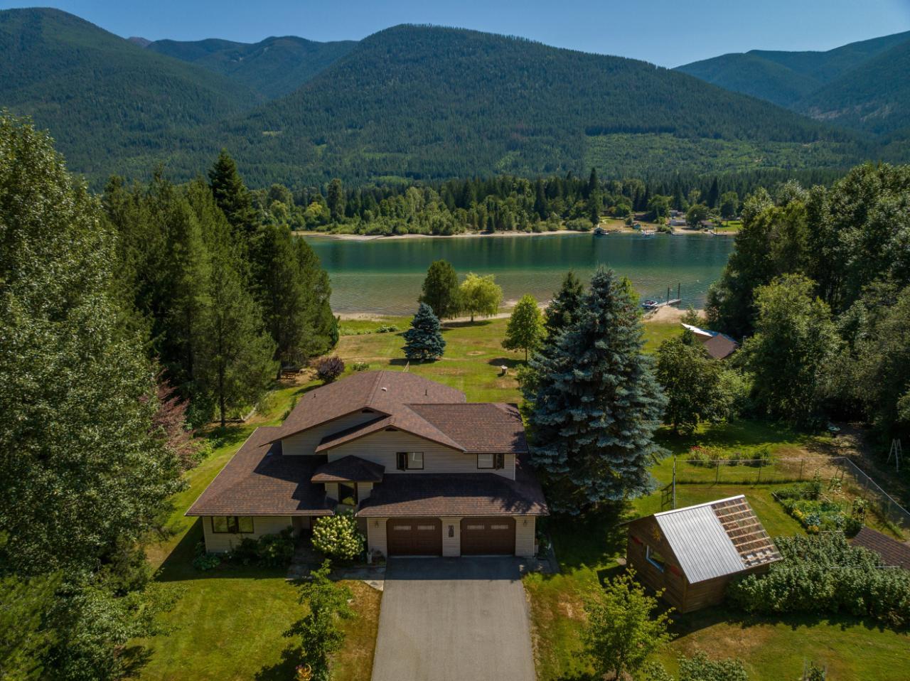 6158 REDFISH ROAD, nelson, British Columbia