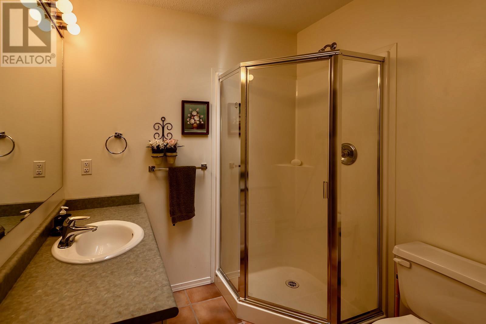 5462 Kensington Road, Sechelt, British Columbia  V7Z 0N9 - Photo 14 - R2852681