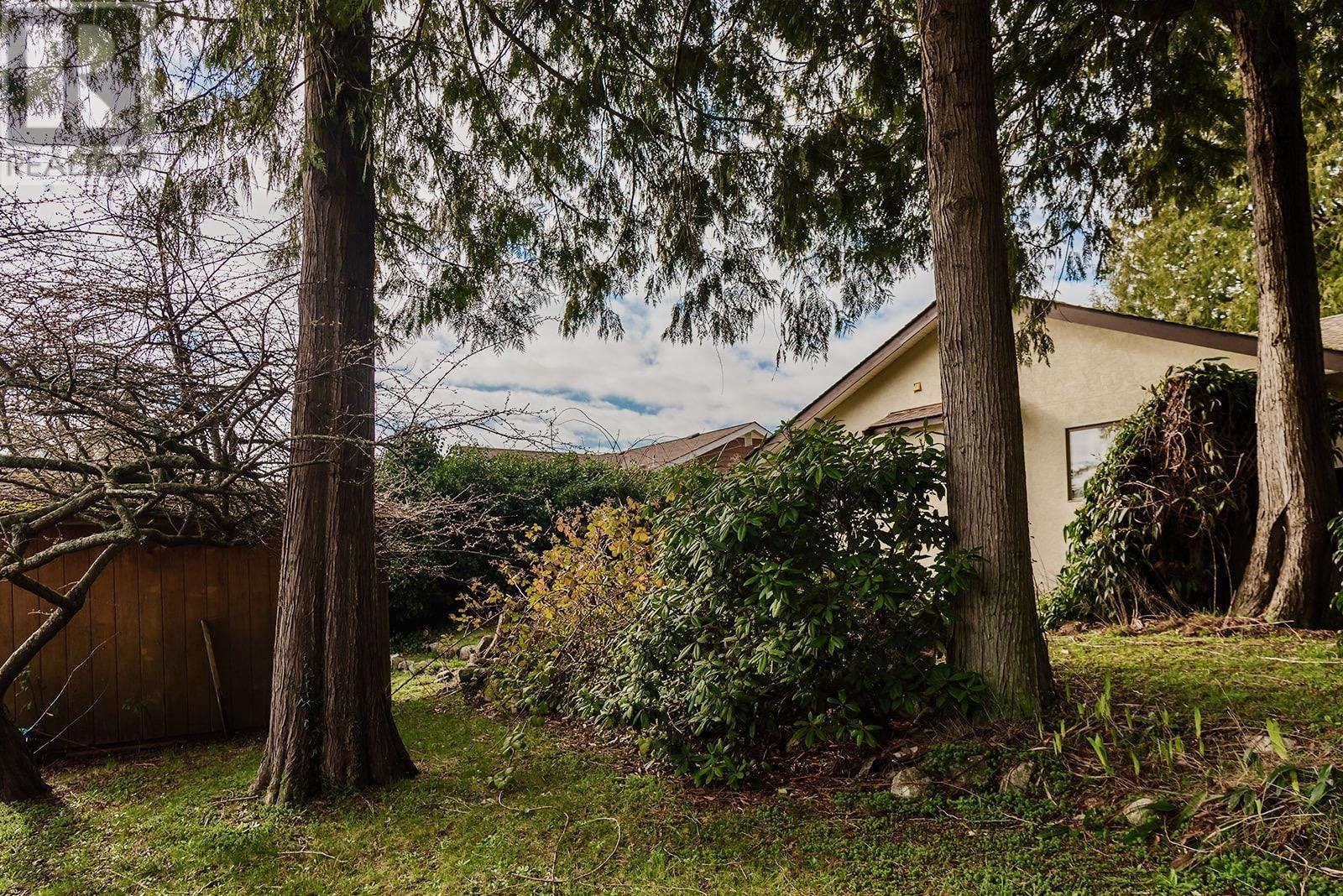5462 Kensington Road, Sechelt, British Columbia  V7Z 0N9 - Photo 28 - R2852681