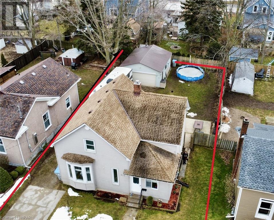 176 Nelson Street E, Goderich, Ontario  N7A 1S3 - Photo 2 - 40544659