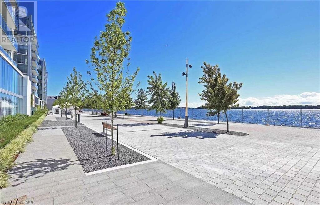 29 Queens Quay E Unit# 825, Toronto, Ontario  M5E 0A4 - Photo 4 - 40545329